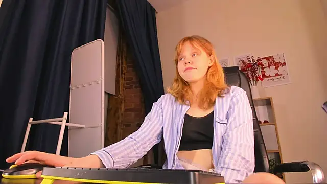 Soft Flame online show from April 19, 2026, 6:10 pm