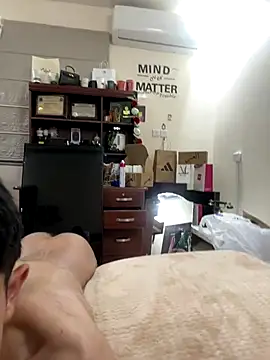 gay18nawaf online show from December 14, 2025, 12:55 pm