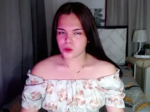 stripyapril online show from March 23, 2026, 12:49 pm