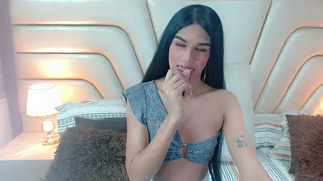 Snapshot of danielaacostats chatting on December 17, 2025, 7:52 pm danielaacostats online show from December 17, 2025, 7:52 pm