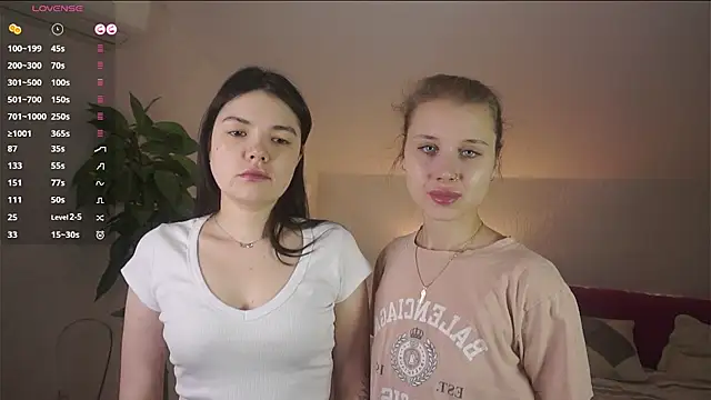 Snapshot of DemetriceYunk chatting on December 14, 2025, 5:24 am DemetriceYunk online show from December 14, 2025, 5:24 am