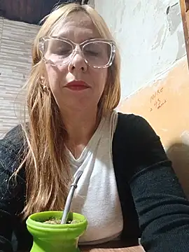 Snapshot of cari75 chatting on July 2, 2026, 7:20 pm cari75 online show from July 2, 2026, 7:20 pm