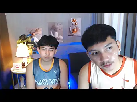 dylan hardfucker online show from April 1, 2026, 2:35 am