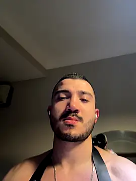 carloos593 online show from December 20, 2025, 7:50 pm