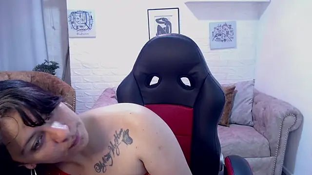 amanda rousee online show from March 4, 2026, 3:25 am