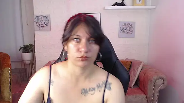 Snapshot of amanda_rousee chatting on May 23, 2026, 3:27 am amanda rousee online show from May 23, 2026, 3:27 am