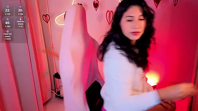 chloebum  online show from February 16, 2026, 10:58 am