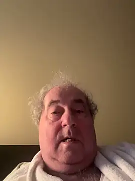 Snapshot of csikar chatting on February 10, 2026, 6:12 am csikar online show from February 10, 2026, 6:12 am