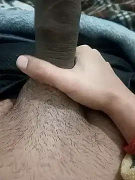 bigg dickkk69 online show from January 10, 2026, 9:43 pm