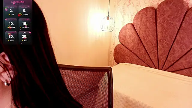 Snapshot of Lovely-martina chatting on January 13, 2026, 9:41 pm Lovely-martina online show from January 13, 2026, 9:41 pm