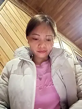 Snapshot of Phyya_K2 chatting on December 18, 2025, 10:24 pm Phyya K2 online show from December 18, 2025, 10:24 pm