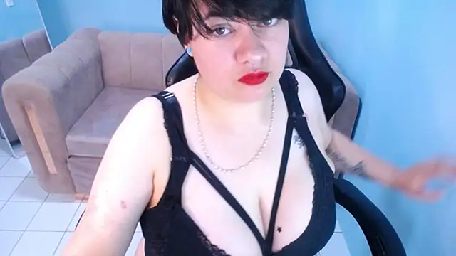 Snapshot of samythomas_t chatting on December 18, 2025, 2:49 am samythomas t online show from December 18, 2025, 2:49 am