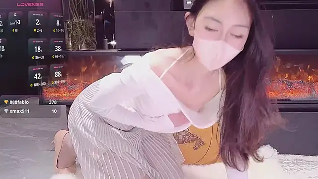 Snapshot of Anan-077 chatting on May 3, 2026, 3:37 pm Anan-077 online show from May 3, 2026, 3:37 pm