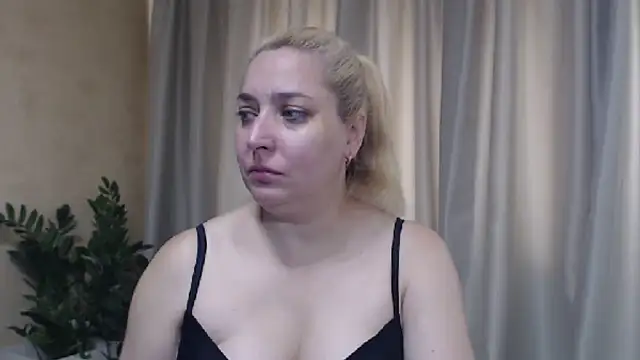sweetpussy13 online show from July 16, 2026, 6:10 am