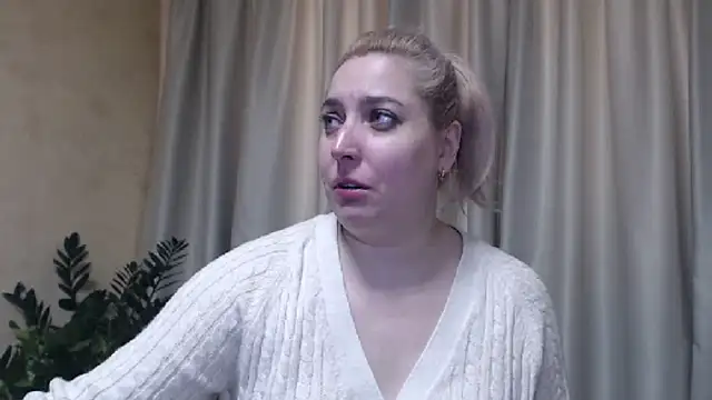 sweetpussy13 online show from February 12, 2025, 7:02 am