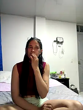 Katia Lina online show from December 16, 2025, 4:06 am