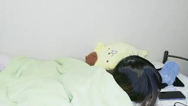 meromerona online show from February 13, 2026, 4:18 pm