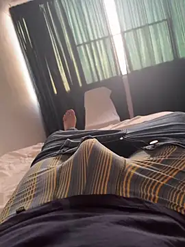 Rogerdn online show from December 14, 2025, 10:04 pm