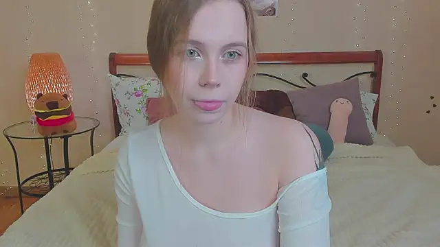 Snapshot of miya_soft chatting on February 15, 2026, 1:39 am miya soft online show from February 15, 2026, 1:39 am