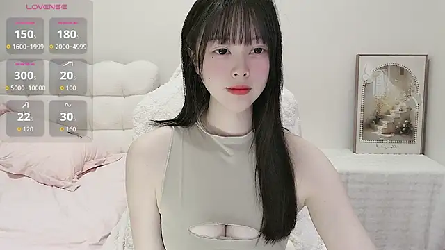 Anna-2005 online show from April 15, 2026, 4:18 am