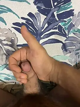 sam07422 online show from April 18, 2026, 10:39 am