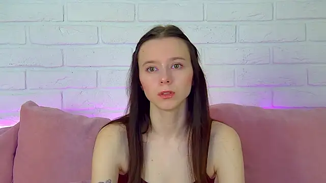 Snapshot of ArinaKubrick chatting on February 25, 2026, 4:18 pm ArinaKubrick online show from February 25, 2026, 4:18 pm