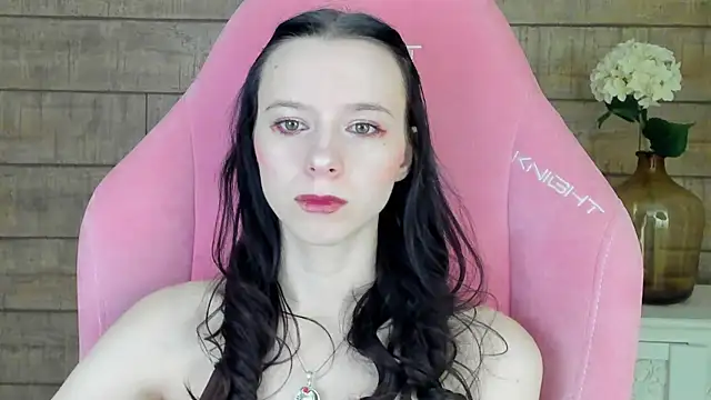 Snapshot of ArinaKubrick chatting on February 10, 2026, 4:28 pm ArinaKubrick online show from February 10, 2026, 4:28 pm