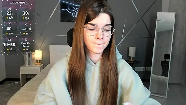 miss  evelyne online show from February 5, 2026, 1:12 am