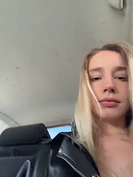 Snapshot of sssativa_more chatting on May 10, 2026, 2:59 am sssativa more online show from May 10, 2026, 2:59 am
