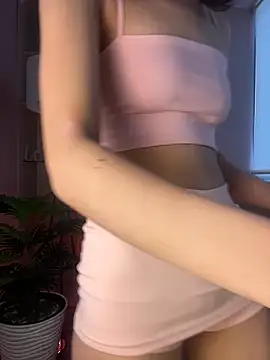 Mikasababy online show from December 19, 2025, 10:28 am