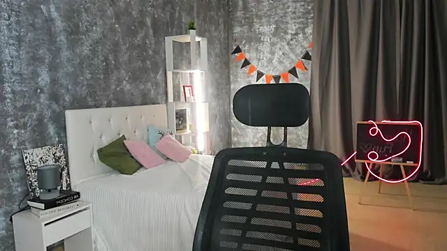 Snapshot of tata__goth chatting on December 18, 2025, 8:19 am tata goth online show from December 18, 2025, 8:19 am