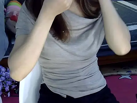 Chichi 86 online show from April 6, 2026, 11:50 pm