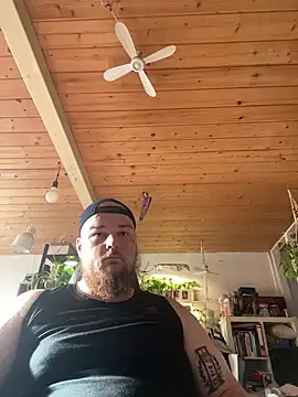 Snapshot of YoursxTruly chatting on January 16, 2026, 11:14 am YoursxTruly online show from January 16, 2026, 11:14 am