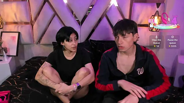 Snapshot of moonydemianvg chatting on December 18, 2025, 11:36 am moonydemianvg online show from December 18, 2025, 11:36 am