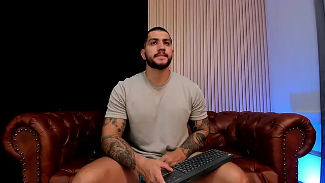 KyleNorth  online show from April 8, 2026, 2:07 pm