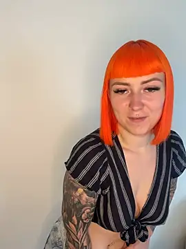 Snapshot of ScarletVixenLive chatting on July 5, 2026, 8:43 am ScarletVixenLive online show from July 5, 2026, 8:43 am