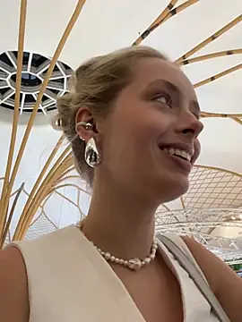 SunnyShiney online show from March 24, 2026, 12:49 pm