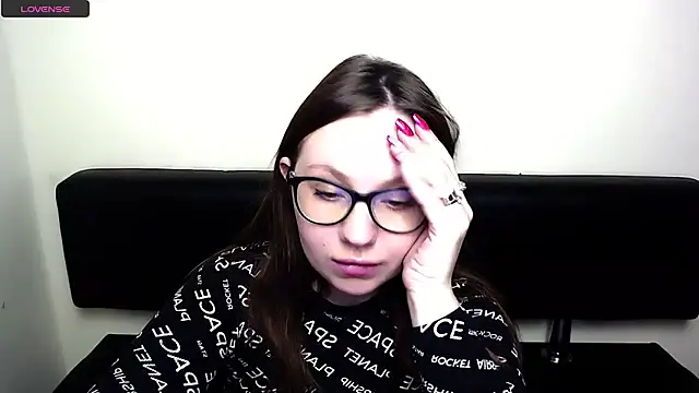 LiliaErmi online show from March 27, 2026, 8:37 am