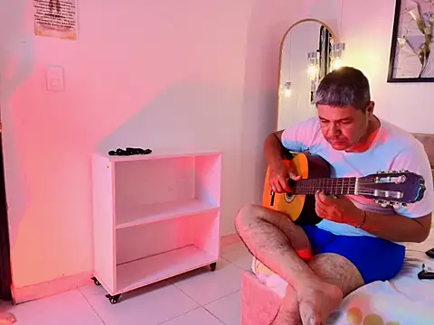 Snapshot of DanteYCeleste chatting on December 16, 2025, 8:02 pm DanteYCeleste online show from December 16, 2025, 8:02 pm