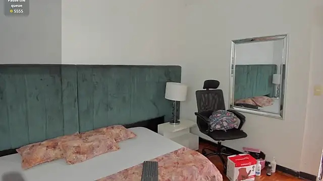 Scarlett  Noir online show from March 31, 2026, 7:38 pm