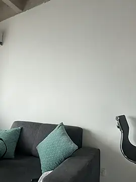 ValeriaTorress  online show from March 16, 2026, 7:49 pm