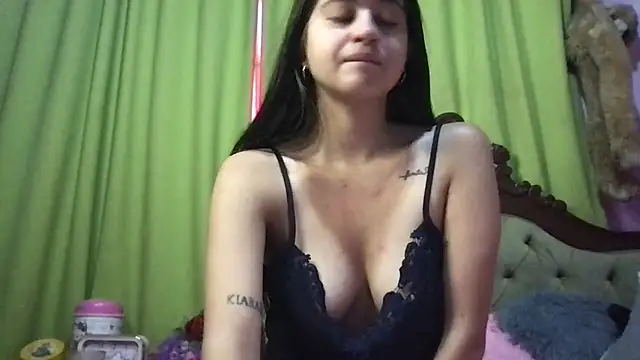 miia rose  online show from February 16, 2026, 10:51 pm