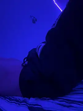 faces818 online show from April 14, 2026, 2:27 am