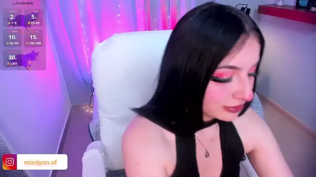 Snapshot of Missslynnn chatting on January 6, 2026, 4:49 am Missslynnn online show from January 6, 2026, 4:49 am