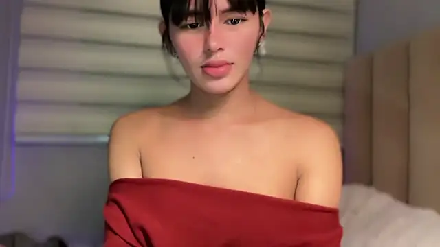 Annedee  online show from December 15, 2025, 8:31 am