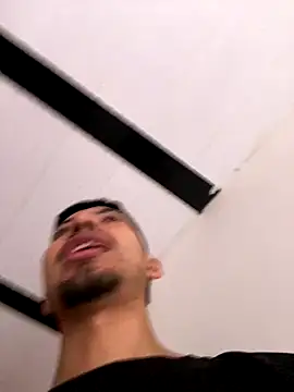 AxelAndJeremy2 online show from December 15, 2025, 8:36 pm