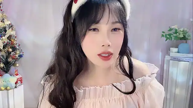 Snapshot of Pinkgirl520 chatting on December 22, 2025, 2:06 pm Pinkgirl520 online show from December 22, 2025, 2:06 pm