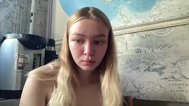 Snapshot of Leifuture chatting on July 6, 2026, 3:57 am Leifuture online show from July 6, 2026, 3:57 am