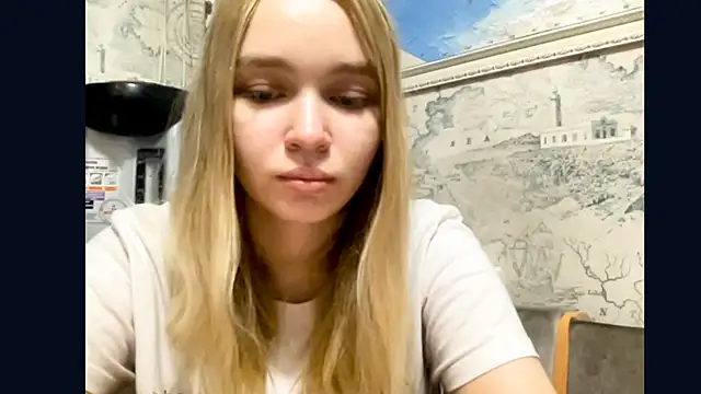 Snapshot of Leifuture chatting on June 10, 2026, 5:25 pm Leifuture online show from June 10, 2026, 5:25 pm