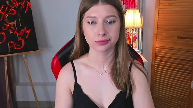 katymeaw online show from April 8, 2026, 3:30 am